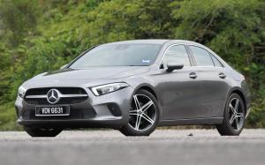 Mercedes-Benz A200 Progressive Line Sedan